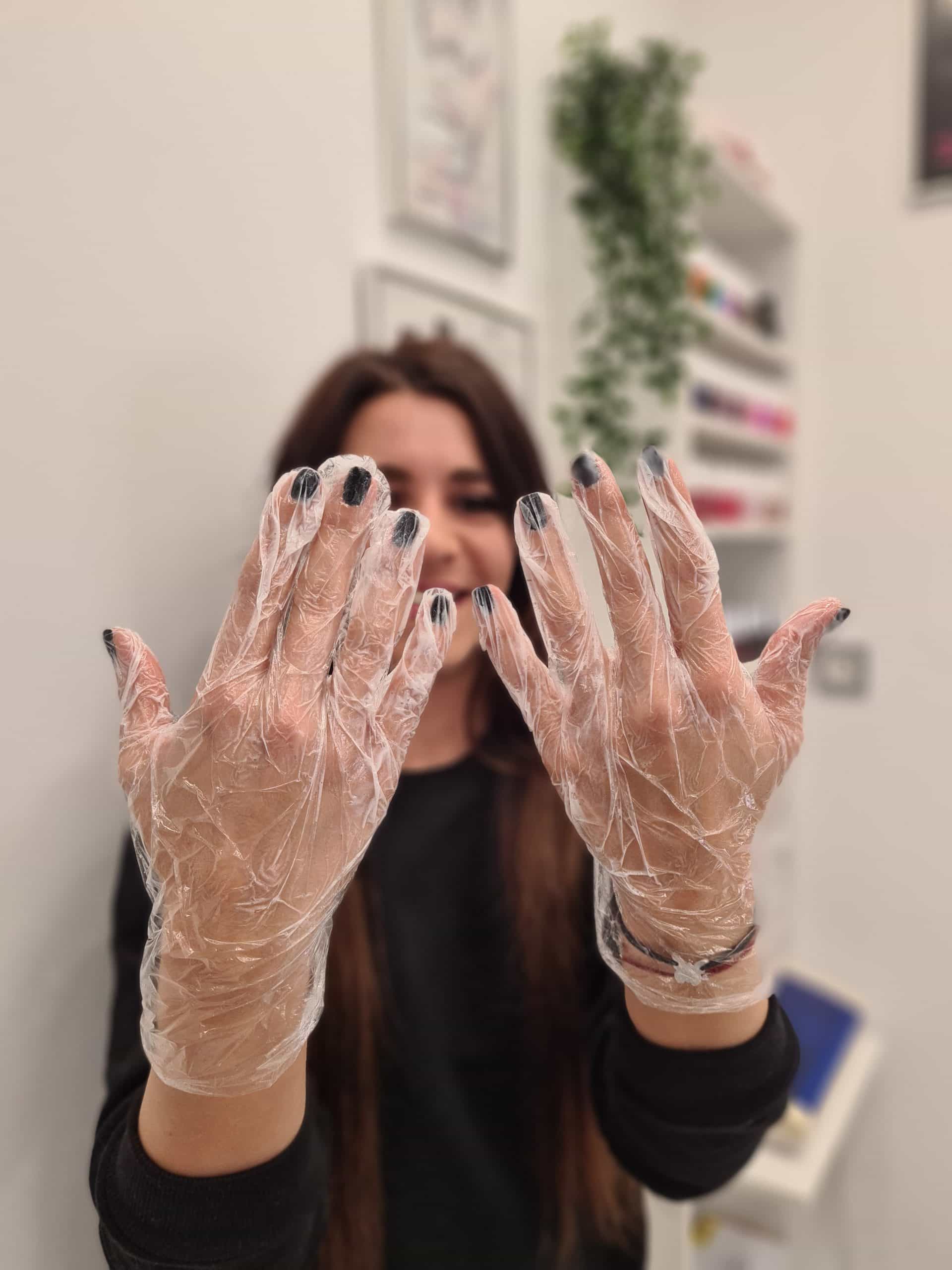 Spa manikura s parafinskom kupkom